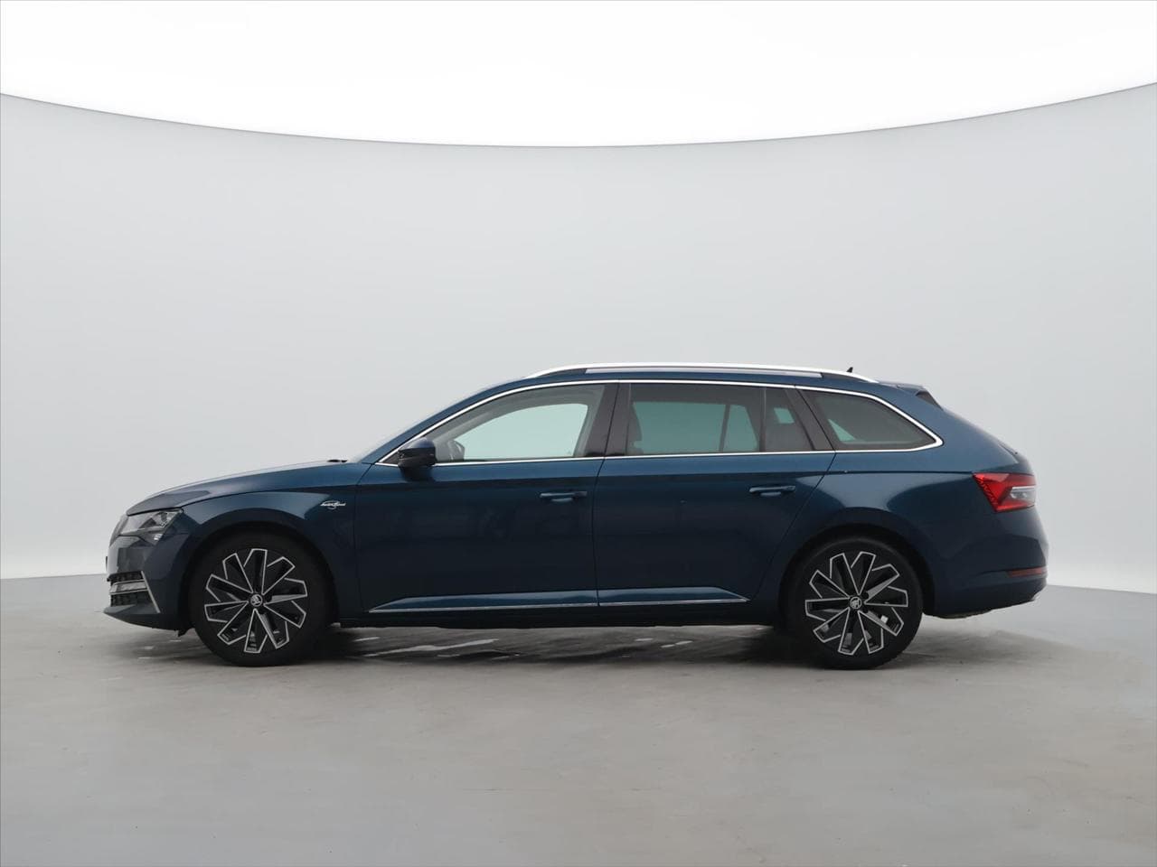 2023 Škoda SUPERB - 4