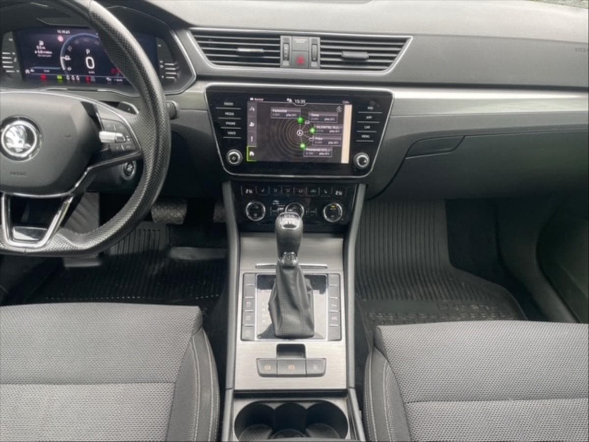 2022 Škoda SUPERB - 10