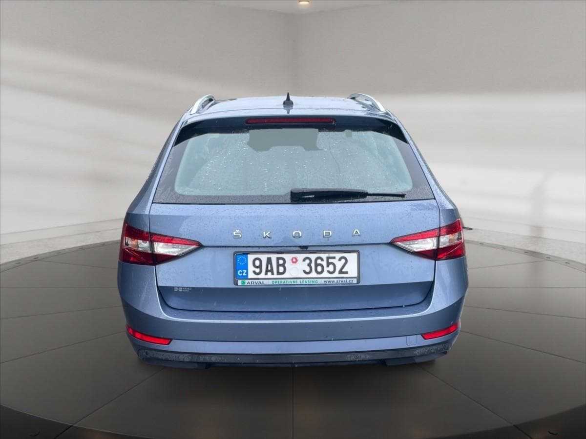 2022 Škoda SUPERB - 5
