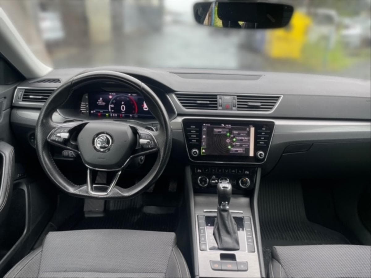 2022 Škoda SUPERB - 9