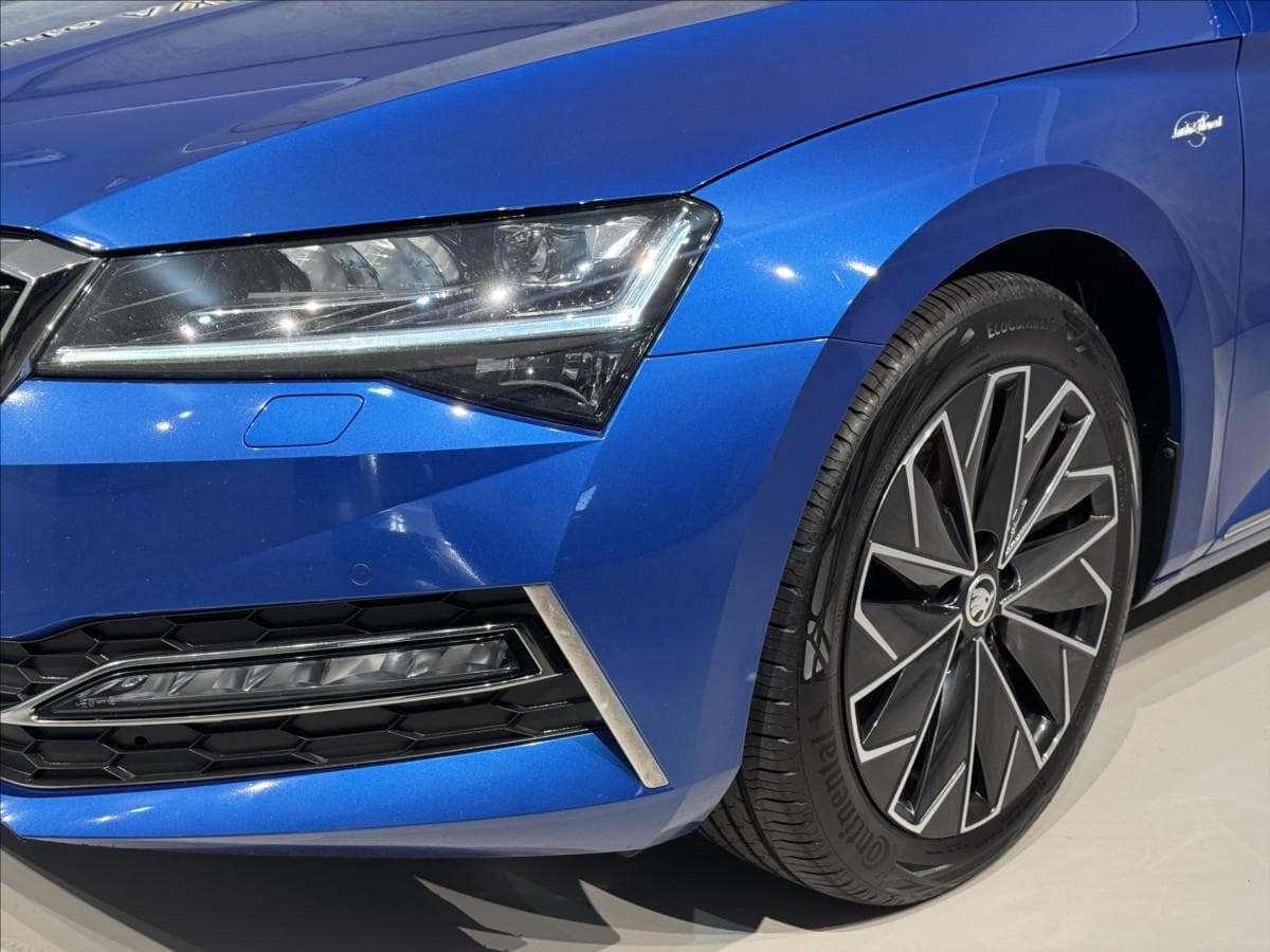 2021 Škoda SUPERB - 10