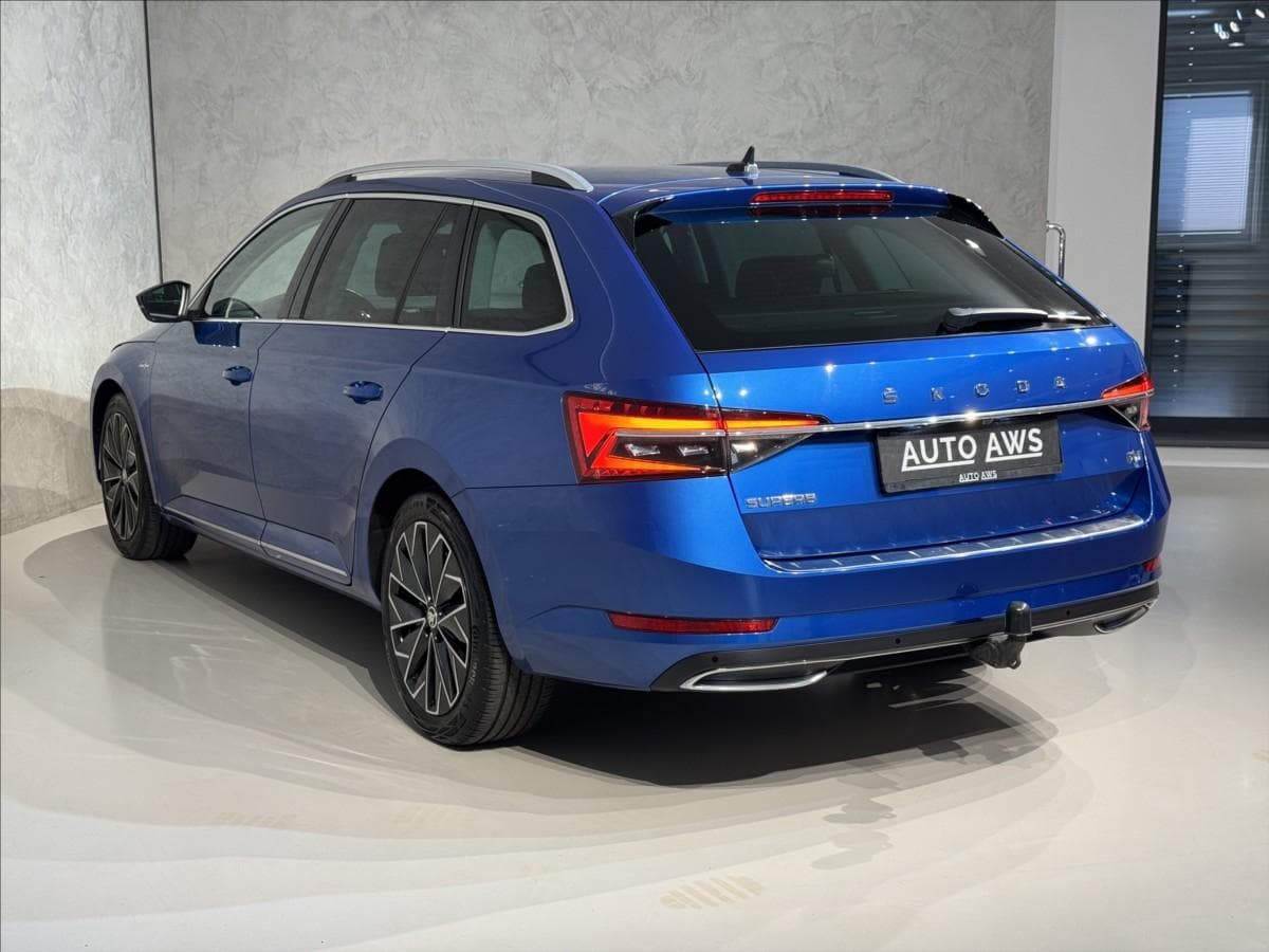 2021 Škoda SUPERB - 18