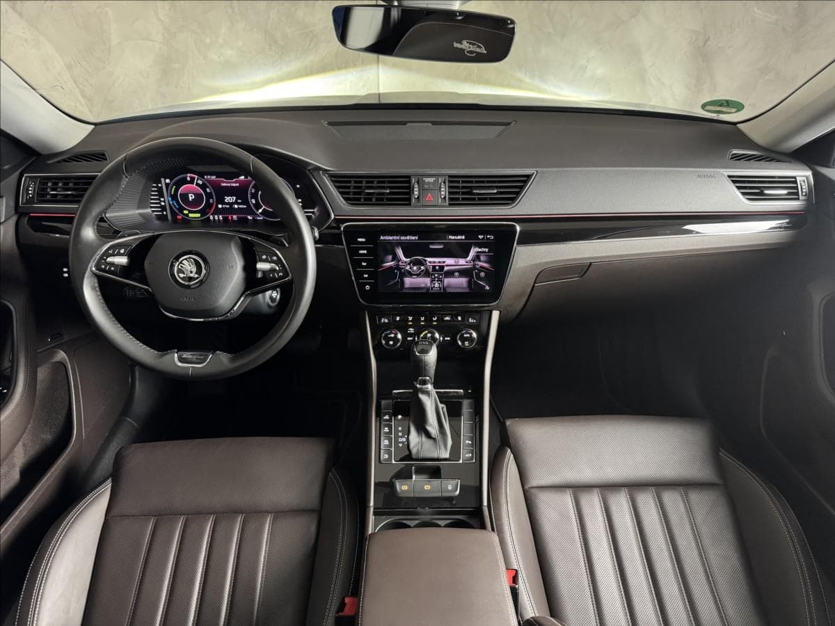 2021 Škoda SUPERB - 33