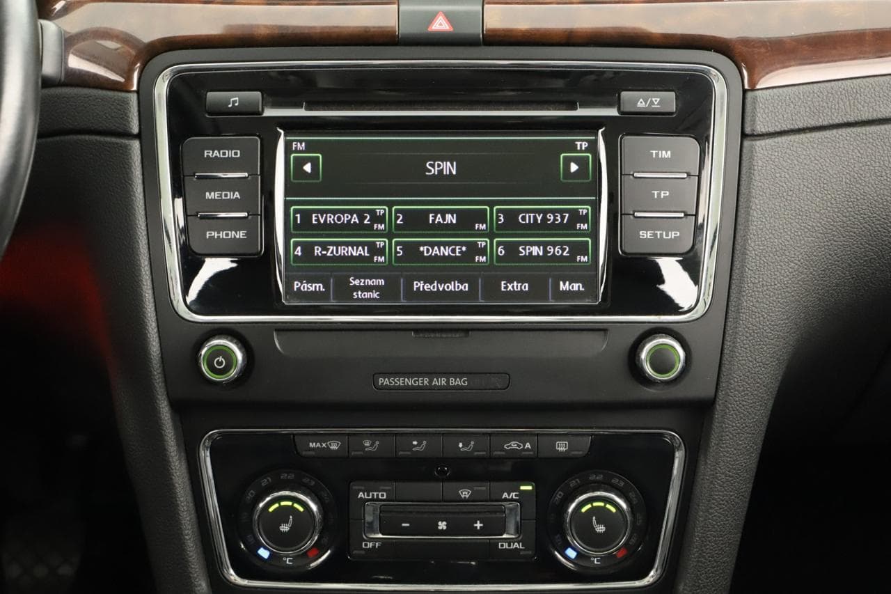 2013 Škoda SUPERB - 33