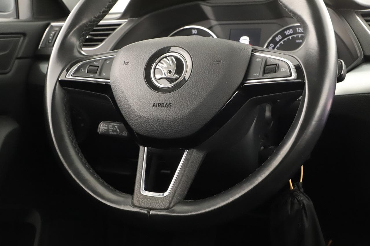 2018 Škoda SUPERB - 22