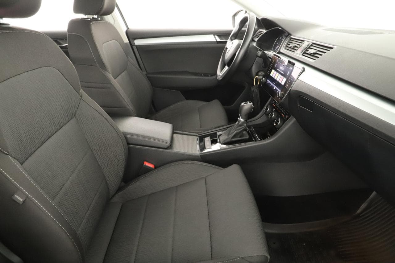 2018 Škoda SUPERB - 14