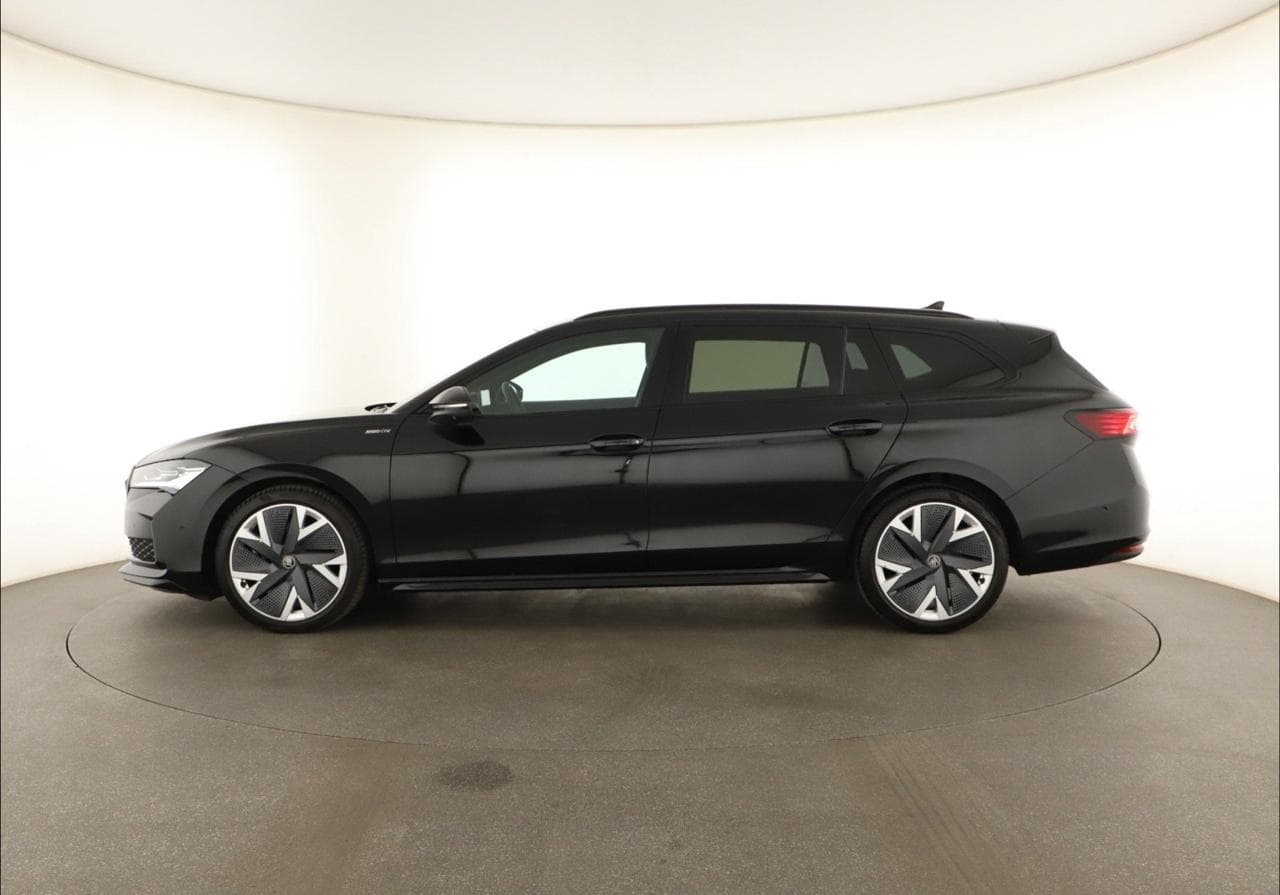 2025 Škoda SUPERB - 7