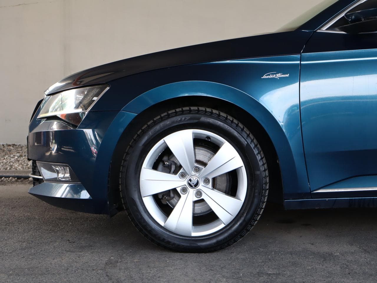 2016 Škoda SUPERB - 19