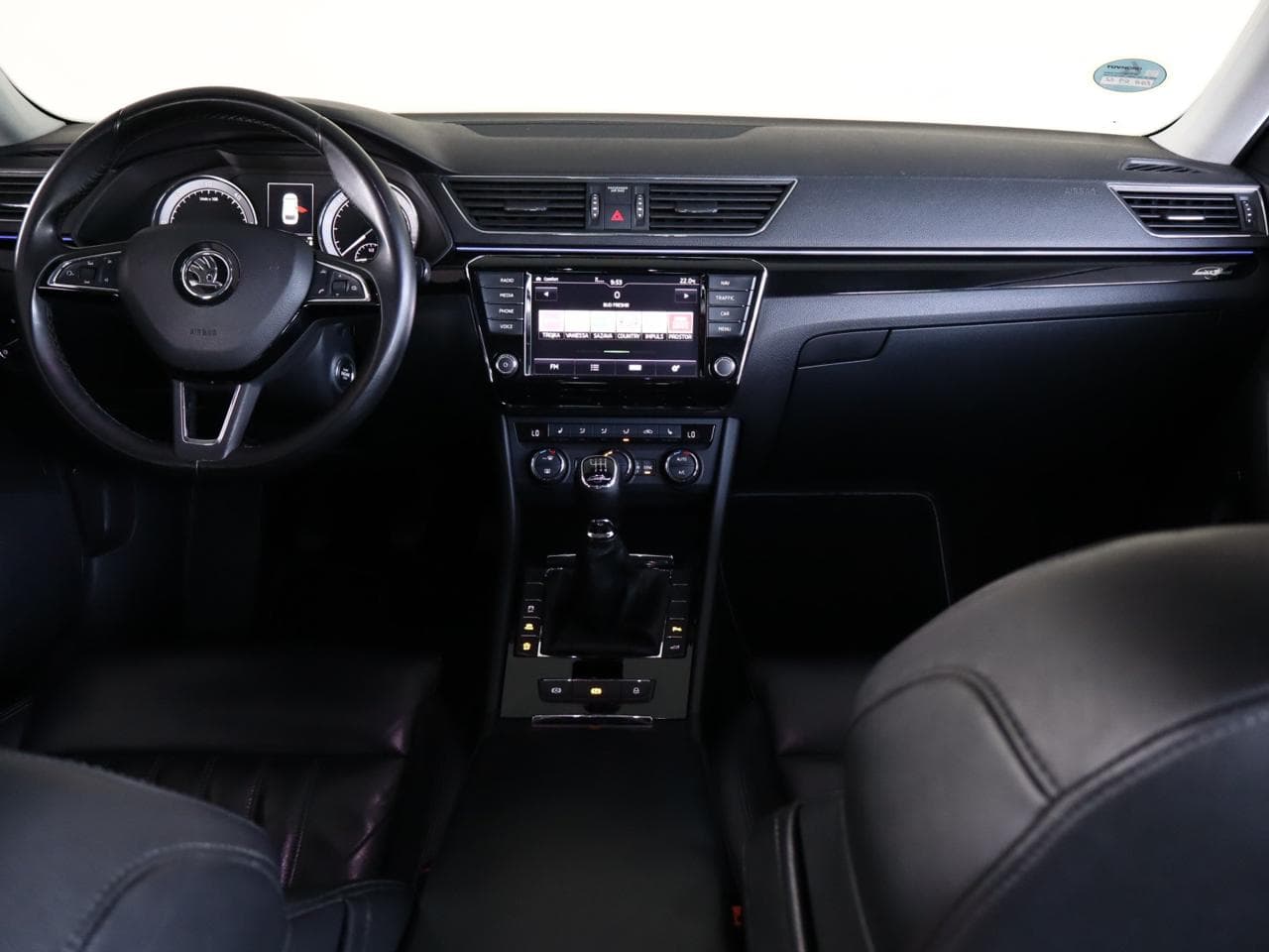 2016 Škoda SUPERB - 9