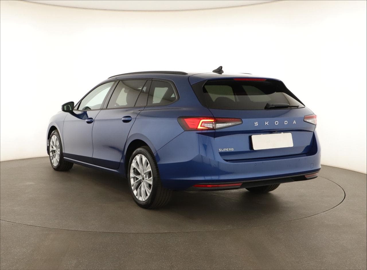 2025 Škoda SUPERB - 5