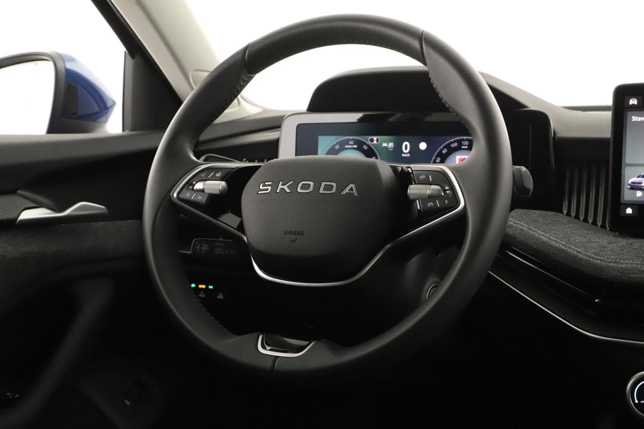 2025 Škoda SUPERB - 14