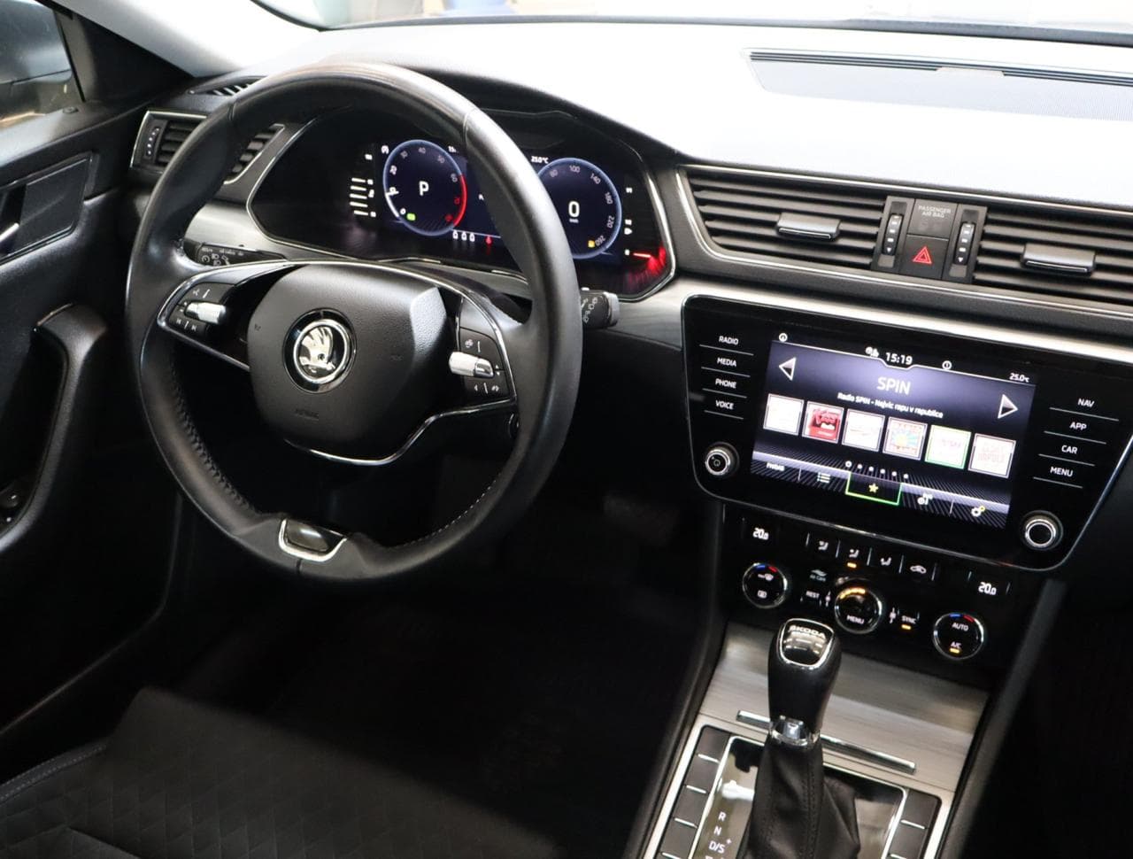 2023 Škoda SUPERB - 9