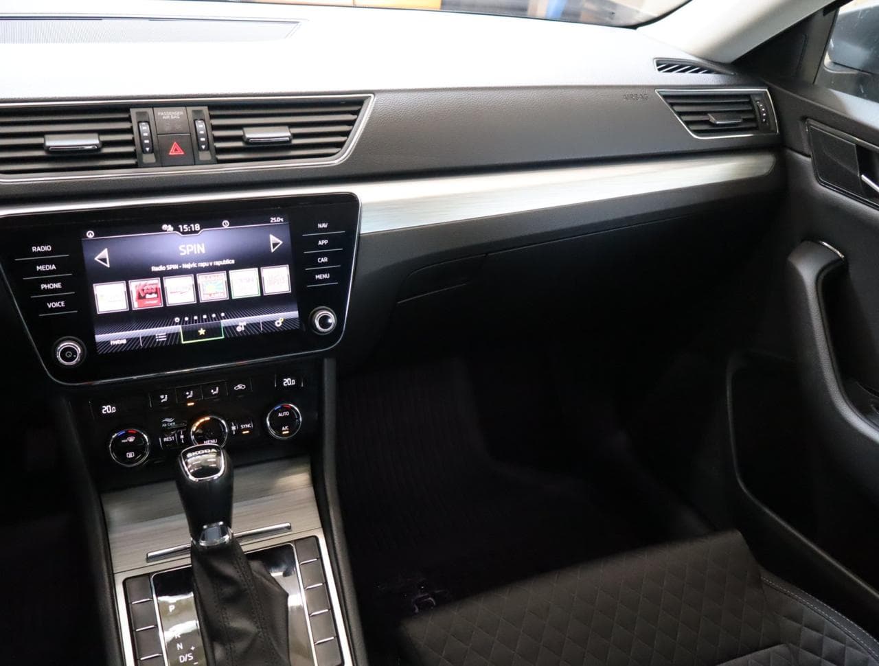 2023 Škoda SUPERB - 11