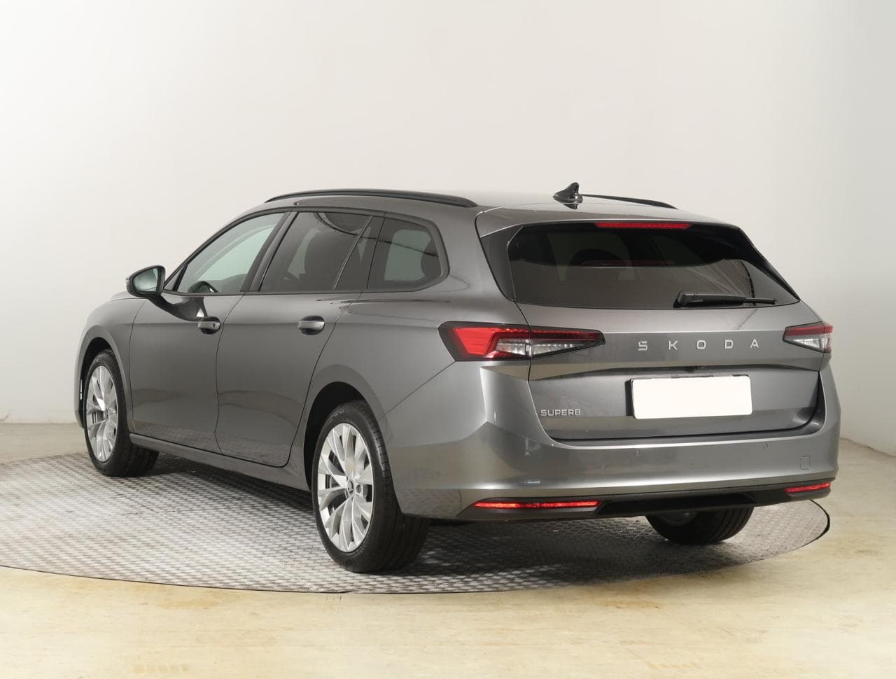 2025 Škoda SUPERB - 5