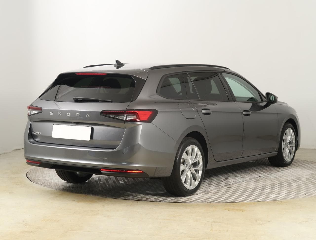 2025 Škoda SUPERB - 7