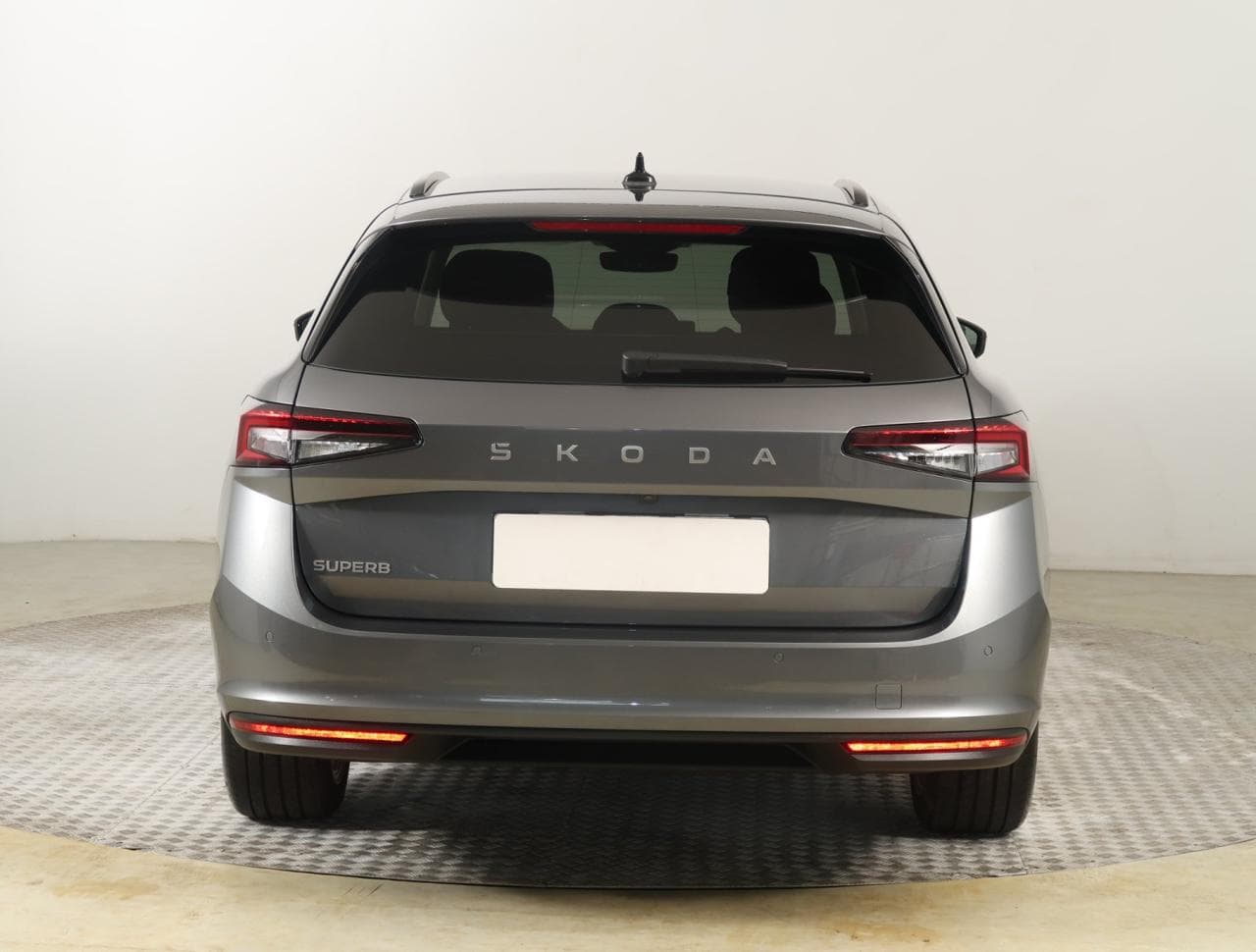 2025 Škoda SUPERB - 6
