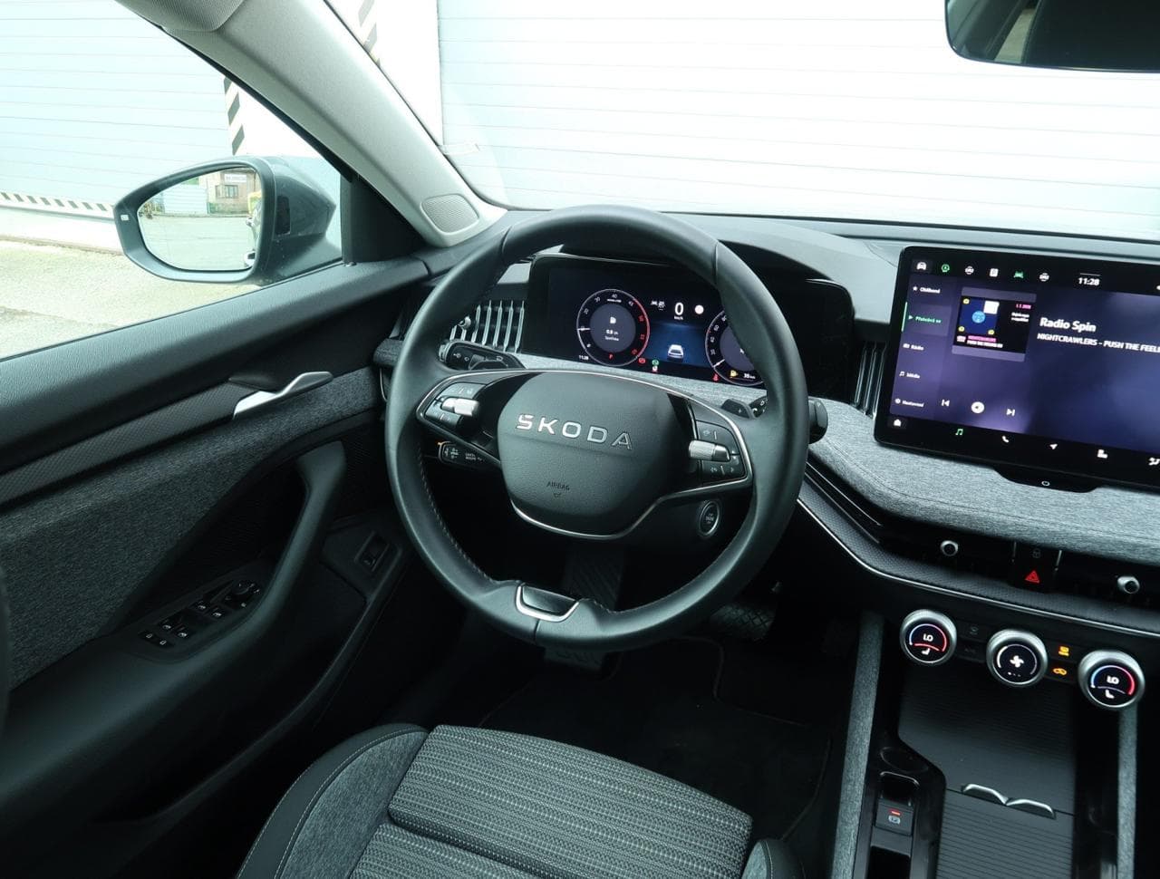 2025 Škoda SUPERB - 9