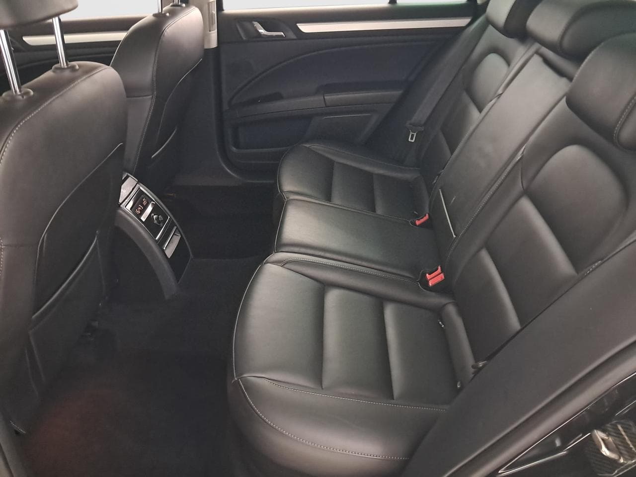 2014 Škoda SUPERB - 15