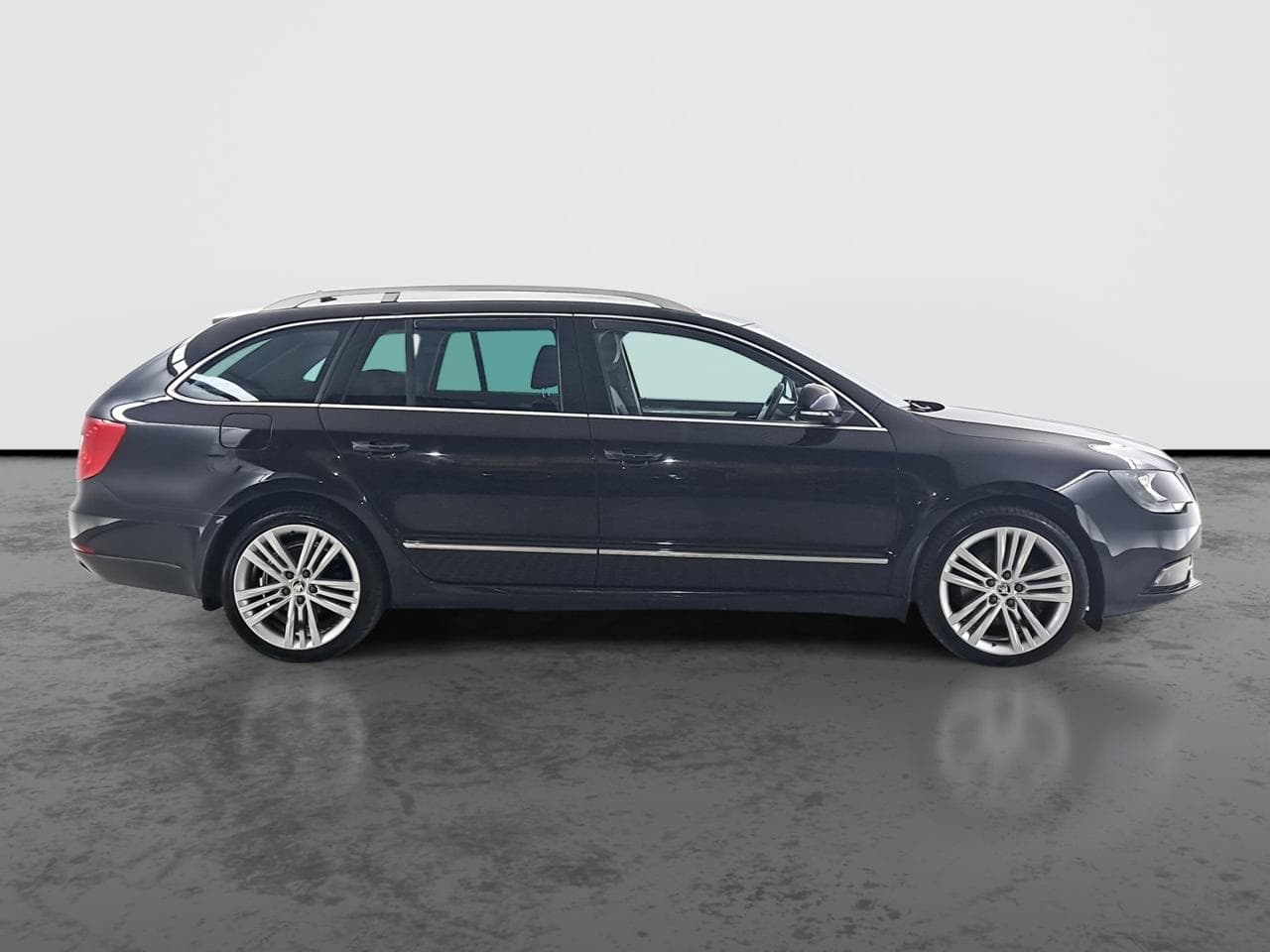 2014 Škoda SUPERB - 8