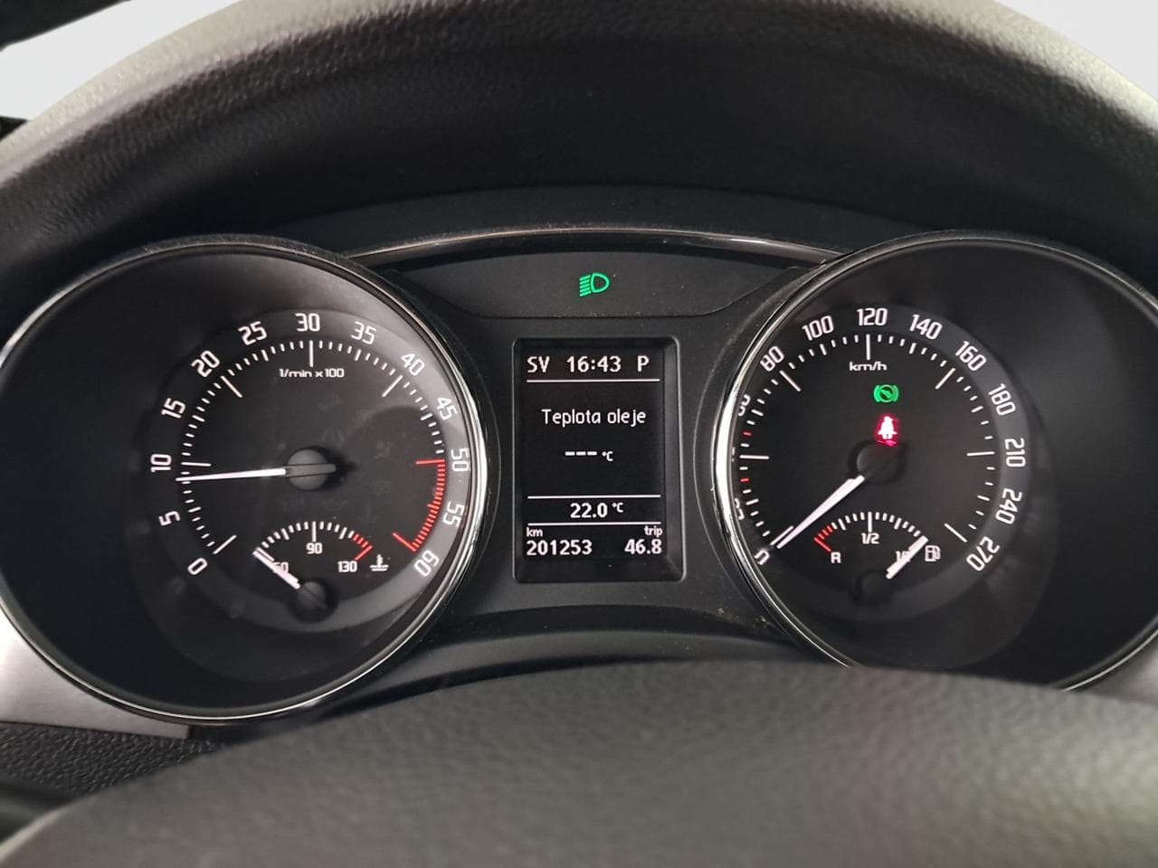 2014 Škoda SUPERB - 17