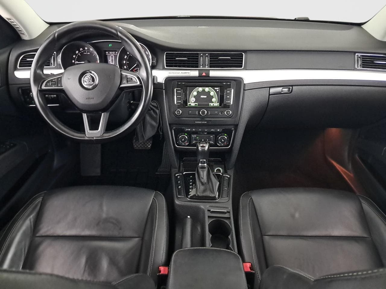 2014 Škoda SUPERB - 10