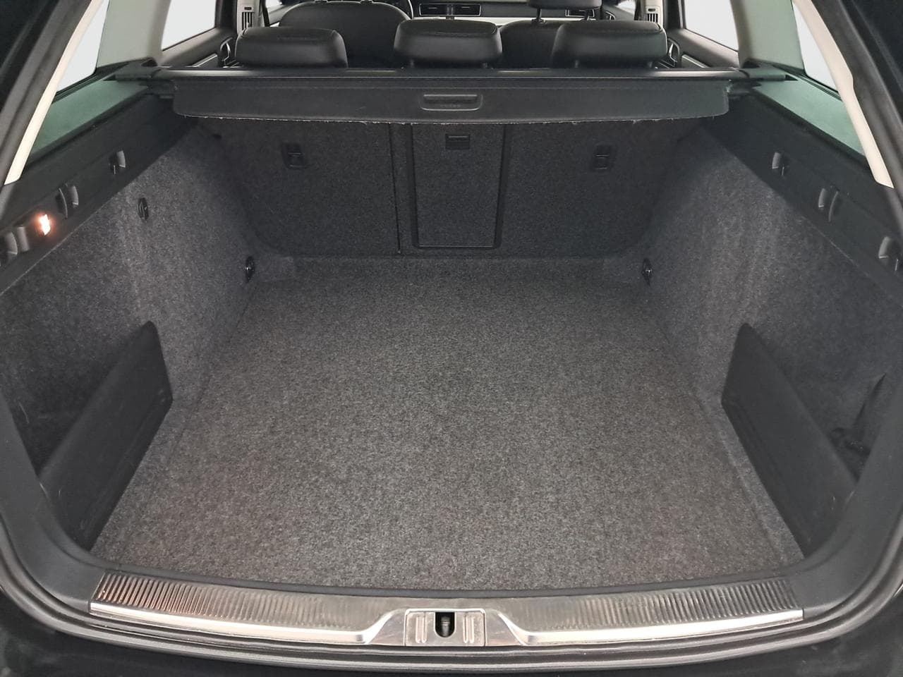 2014 Škoda SUPERB - 20