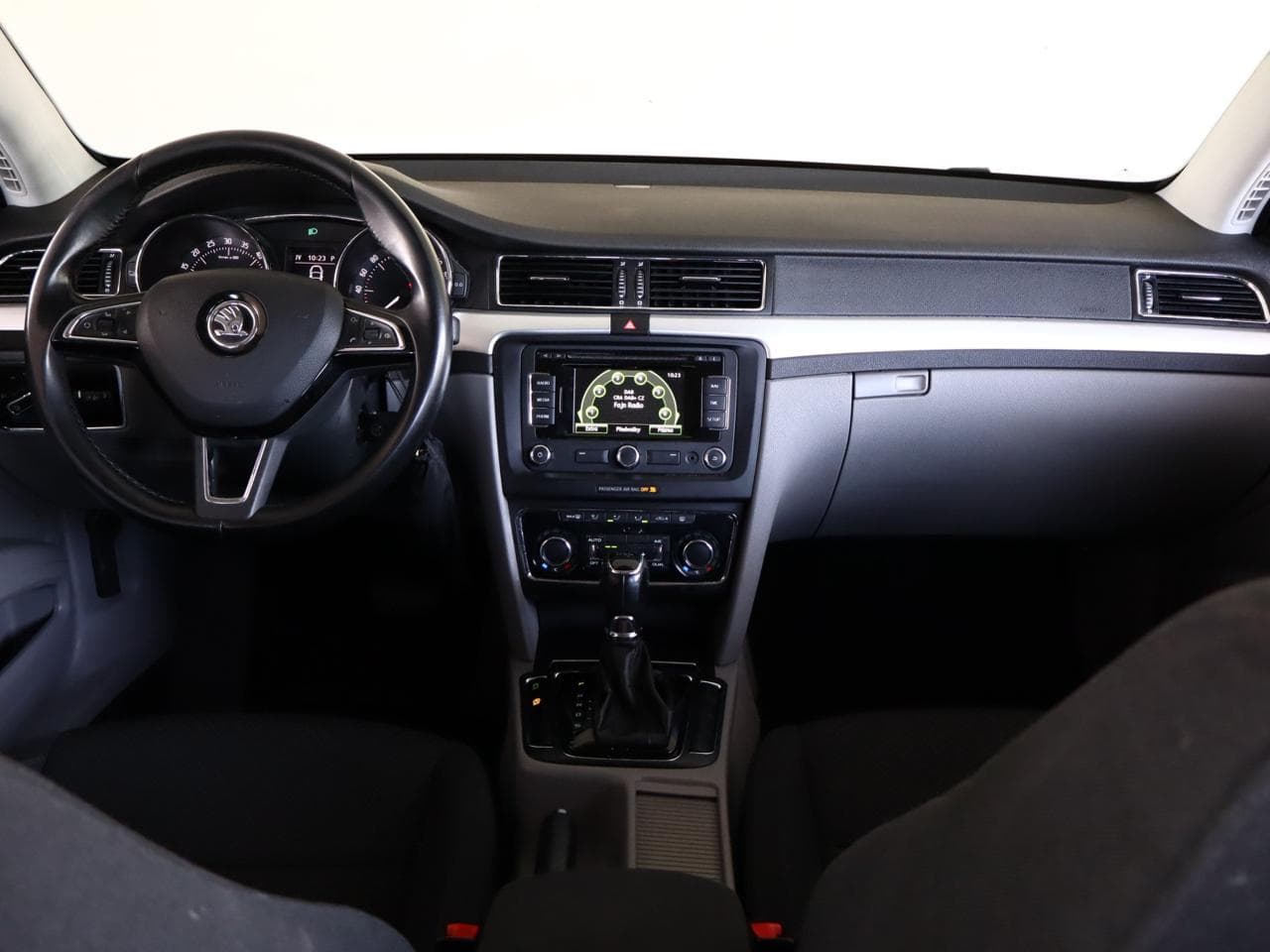 2014 Škoda SUPERB - 9