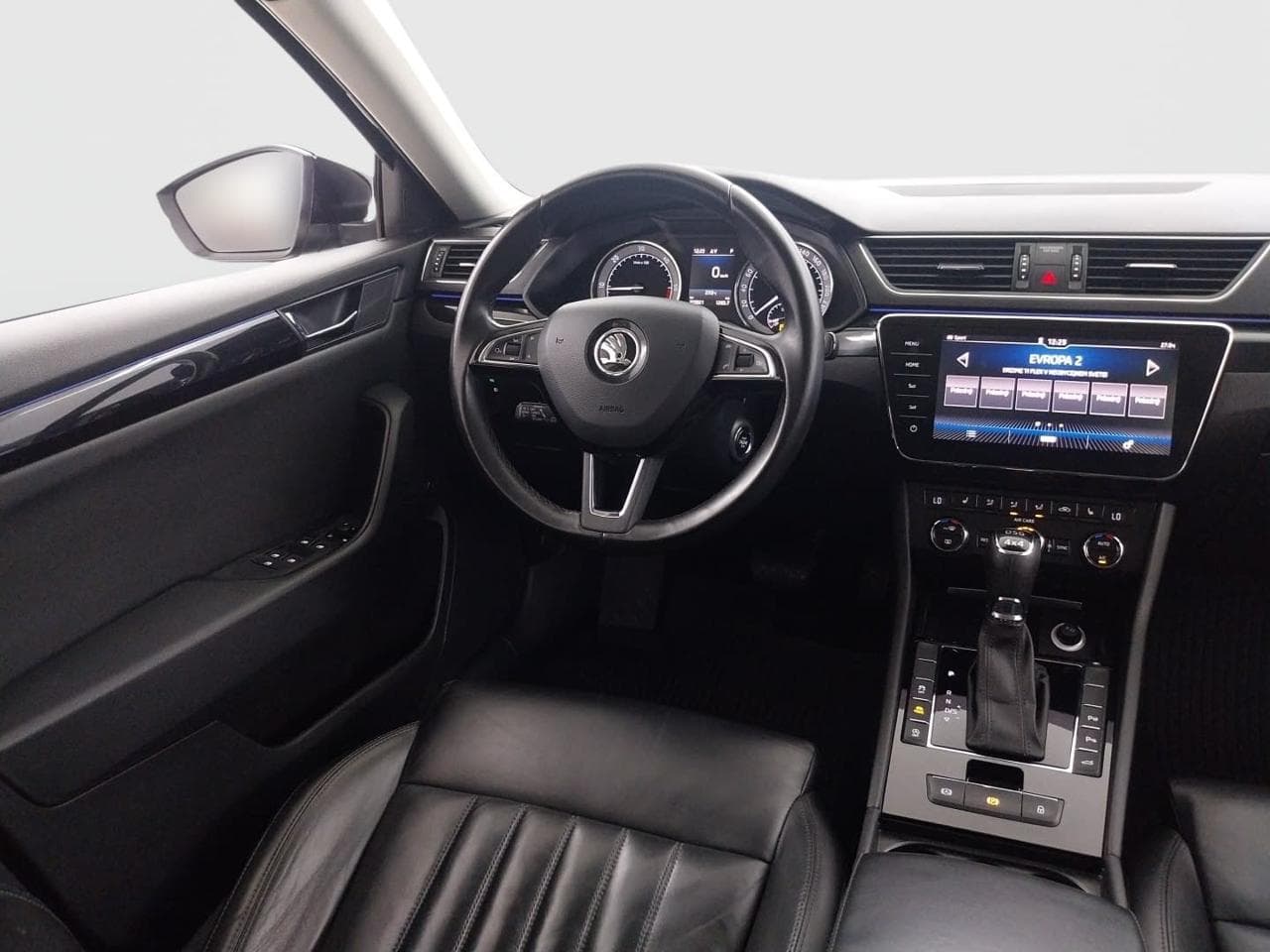 2017 Škoda SUPERB - 9
