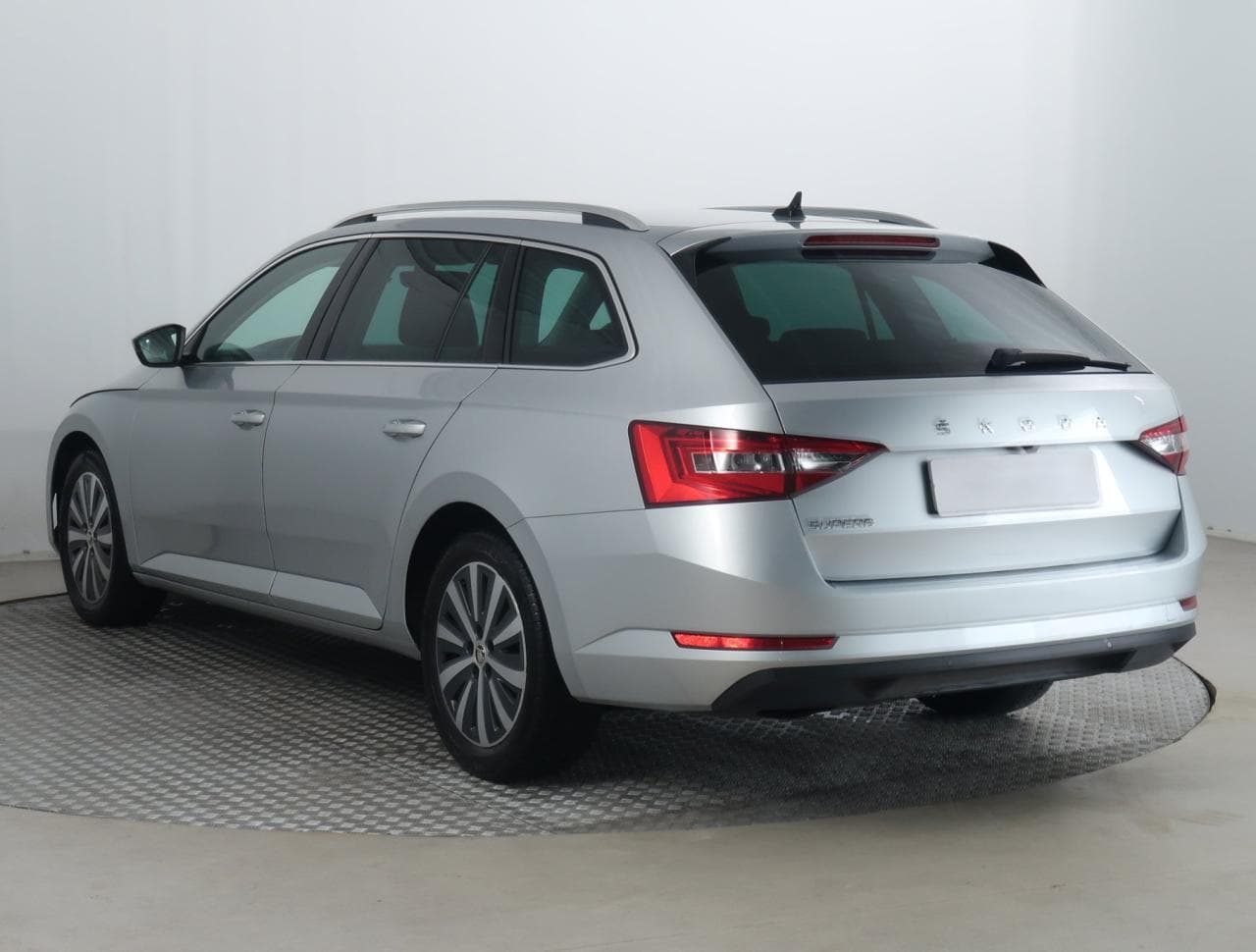 2023 Škoda SUPERB - 5