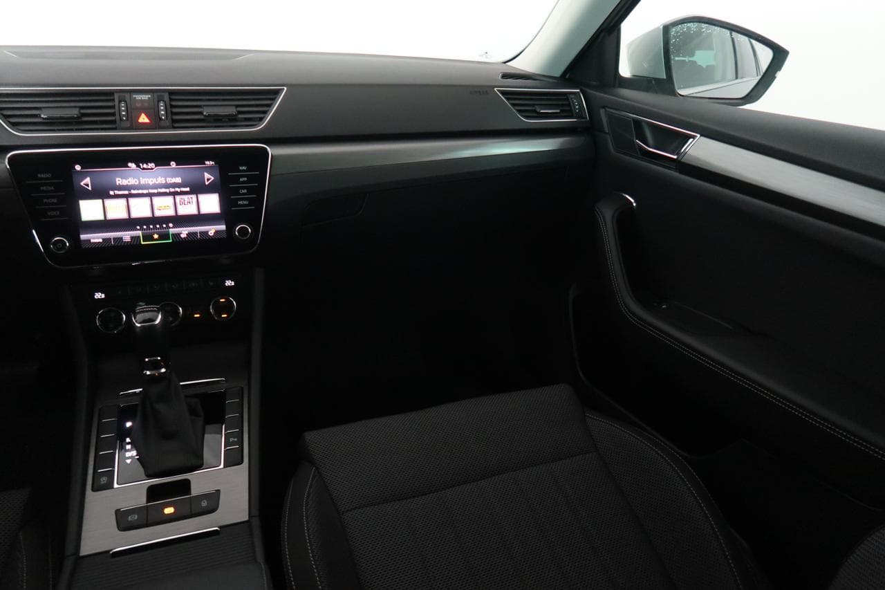 2023 Škoda SUPERB - 11