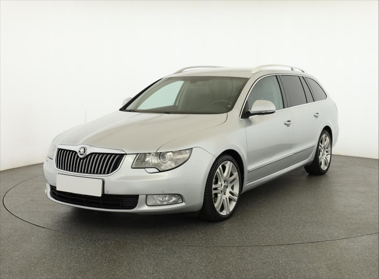 2011 Škoda SUPERB - 3