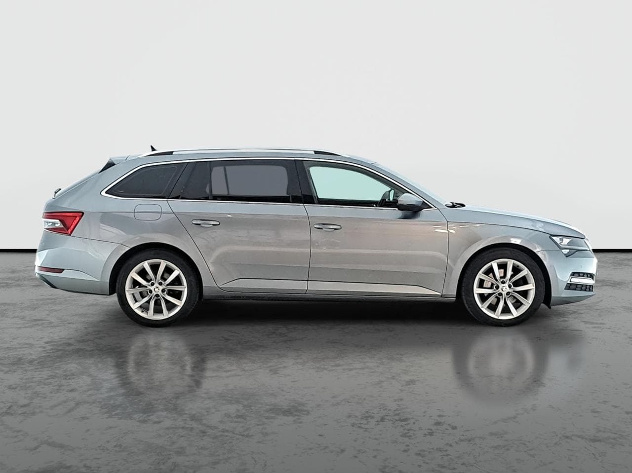 2021 Škoda SUPERB - 8