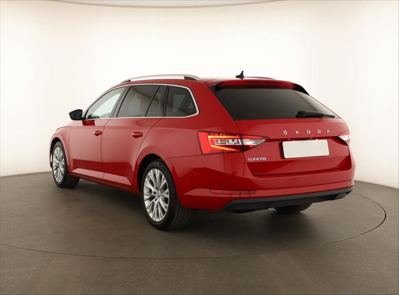 2022 Škoda SUPERB - 5