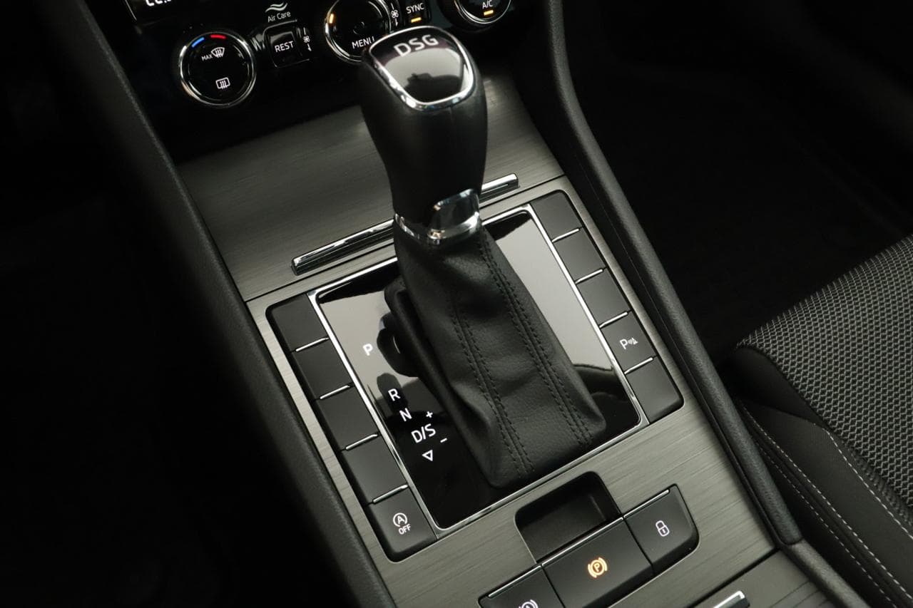 2022 Škoda SUPERB - 19
