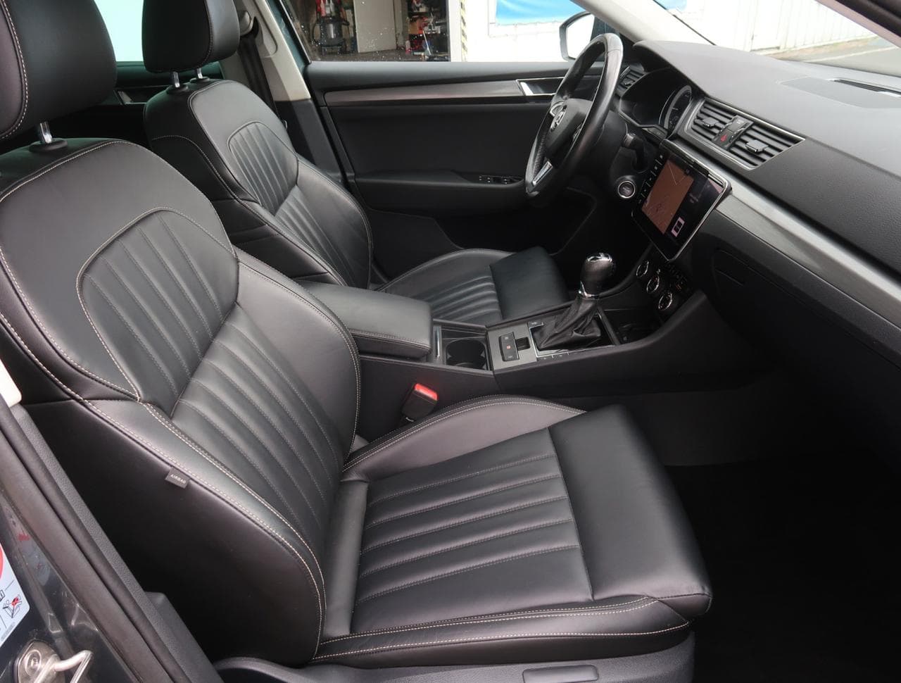 2019 Škoda SUPERB - 12