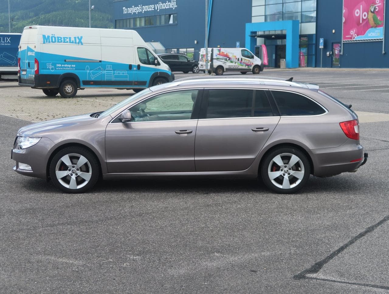 2012 Škoda SUPERB - 4