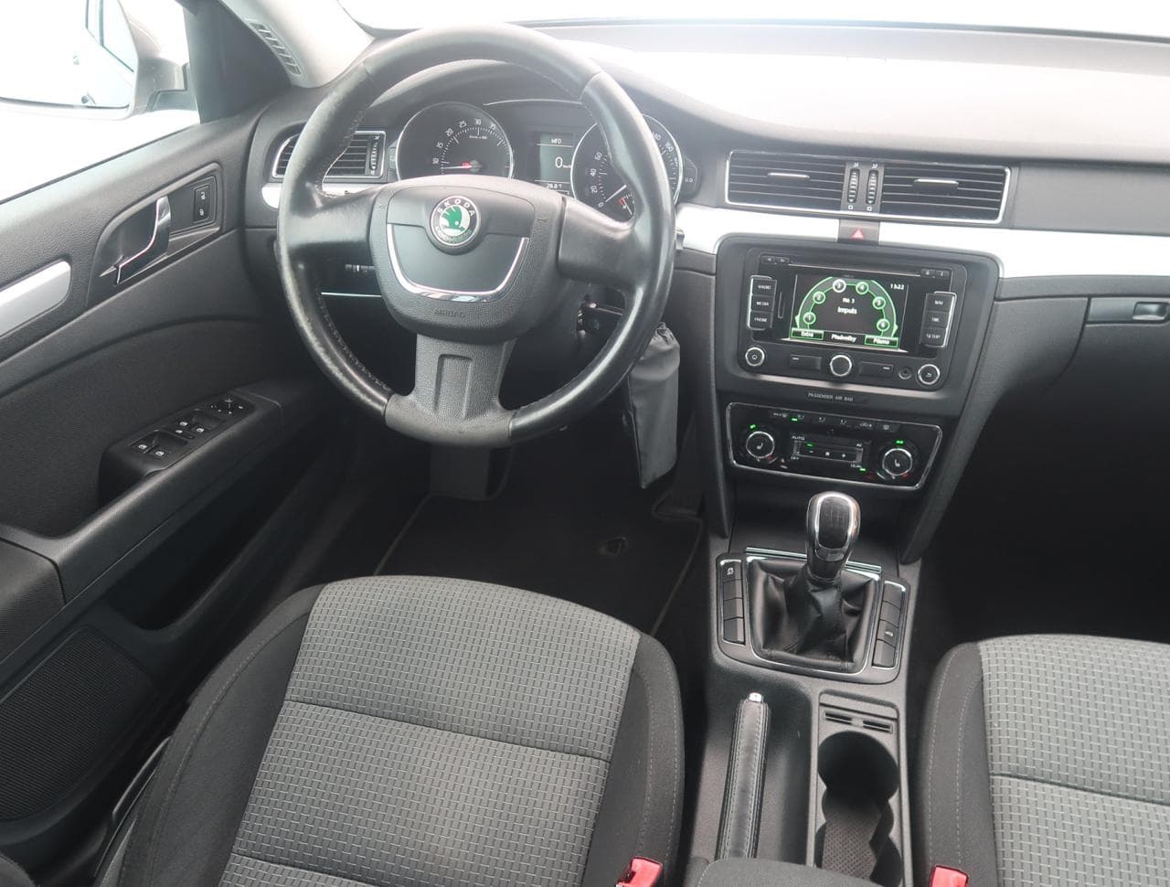 2012 Škoda SUPERB - 9