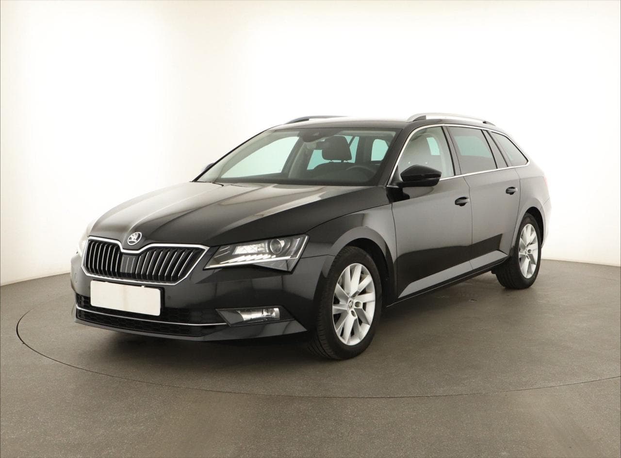 2019 Škoda SUPERB - 3