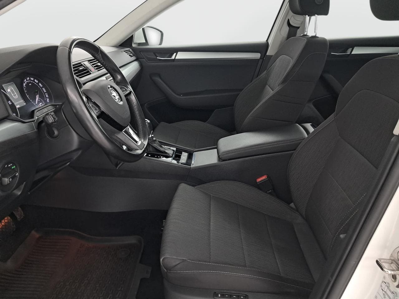 2017 Škoda SUPERB - 16
