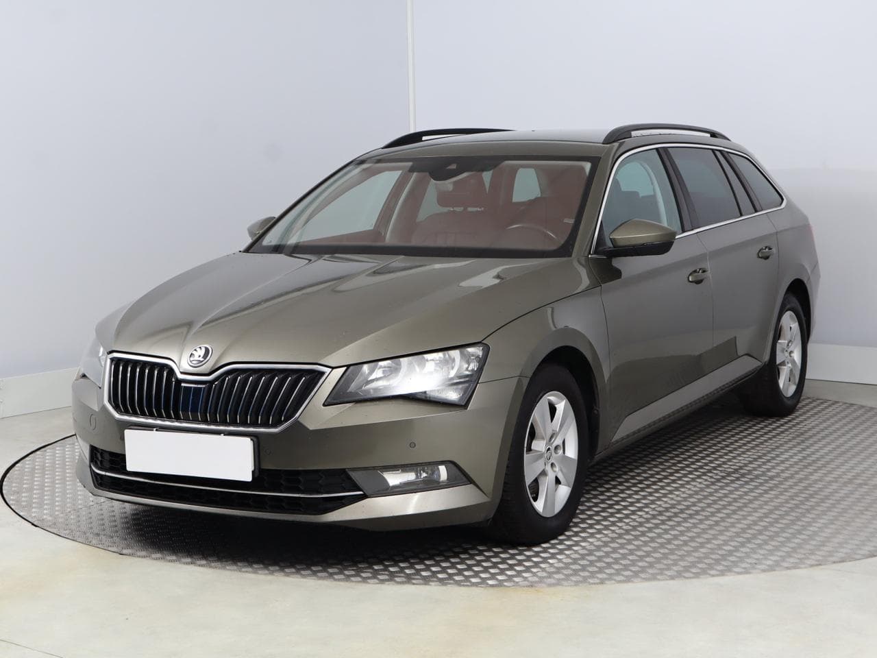 2016 Škoda SUPERB - 3