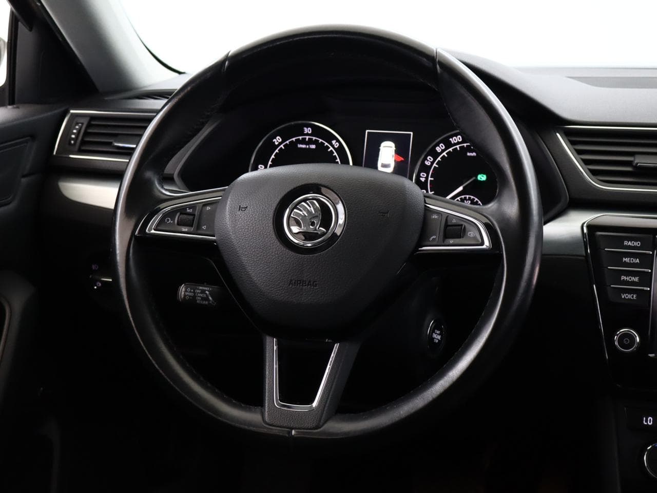 2016 Škoda SUPERB - 20