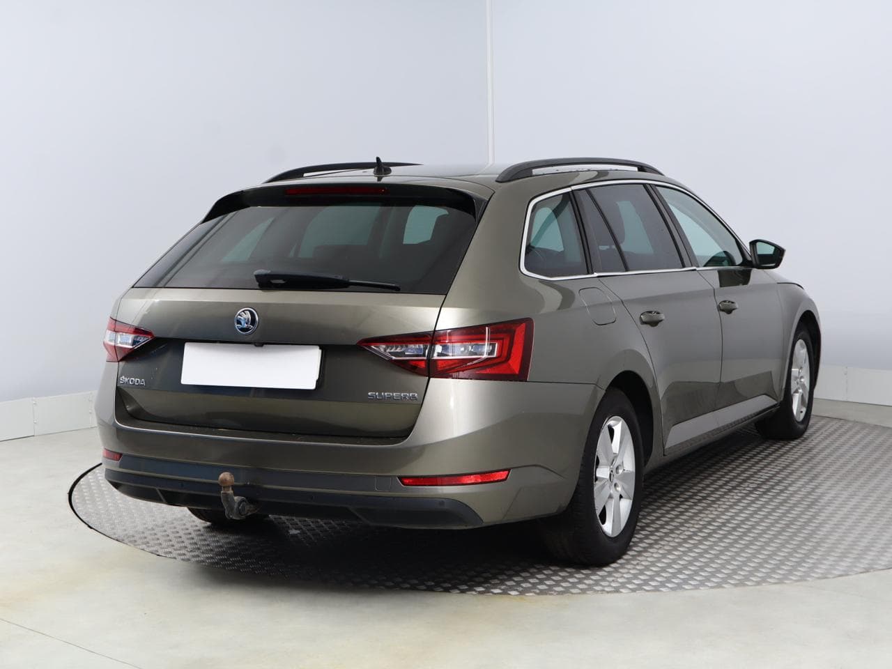 2016 Škoda SUPERB - 7