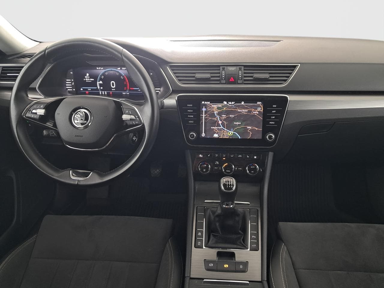 2022 Škoda SUPERB - 10