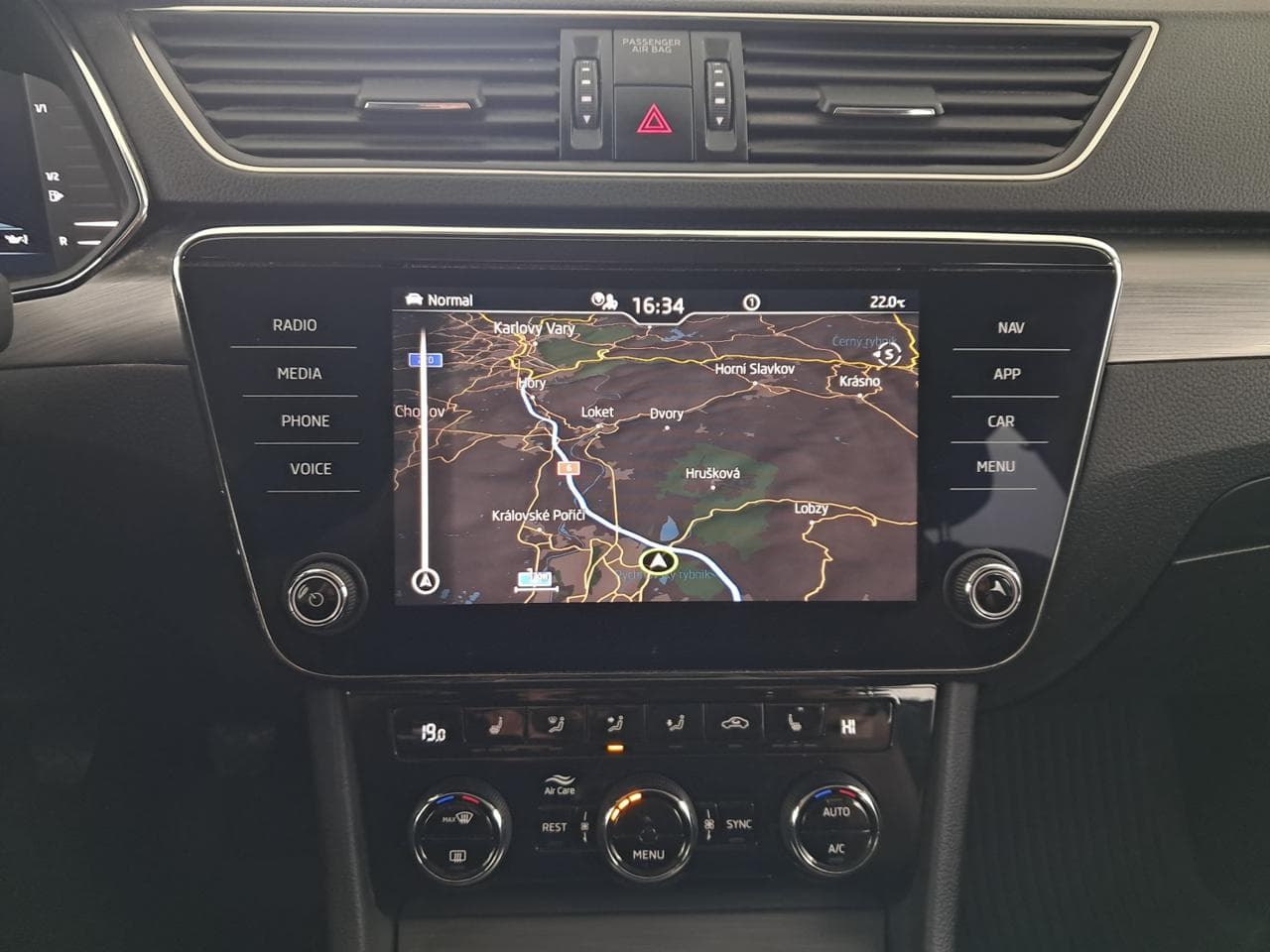 2022 Škoda SUPERB - 19