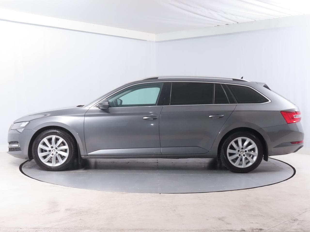 2022 Škoda SUPERB - 4