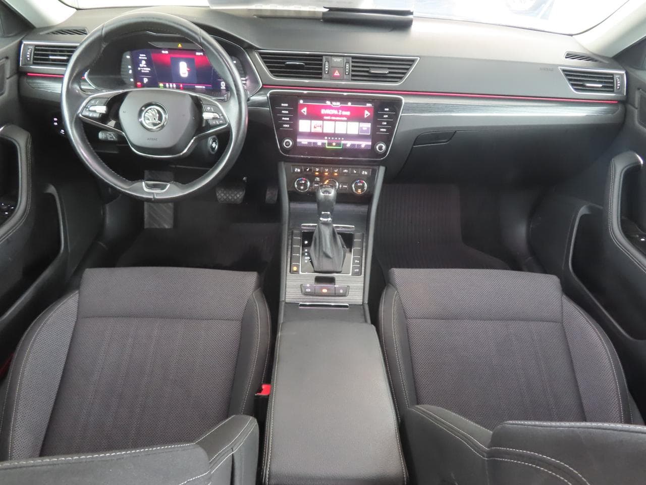 2022 Škoda SUPERB - 10