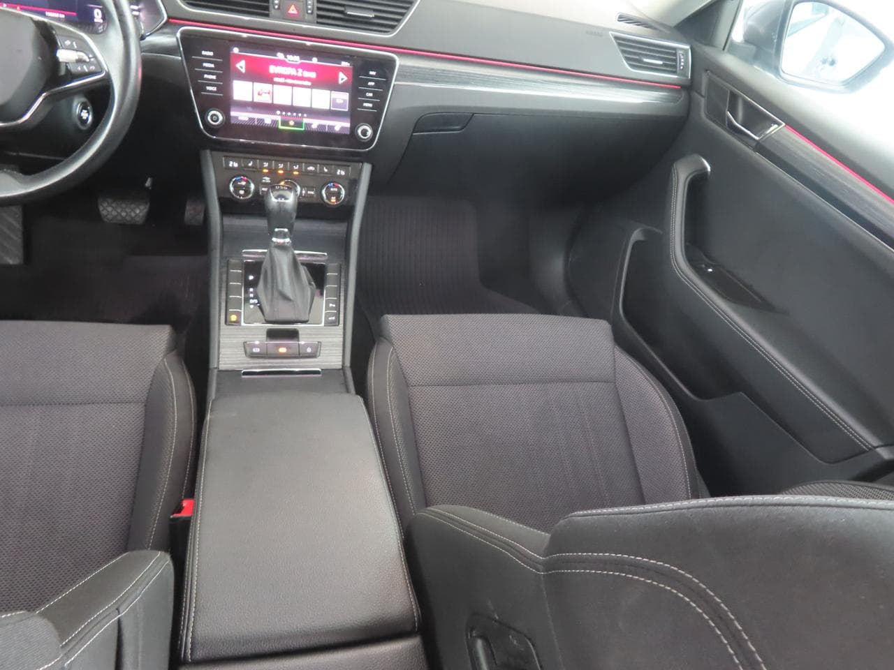 2022 Škoda SUPERB - 11