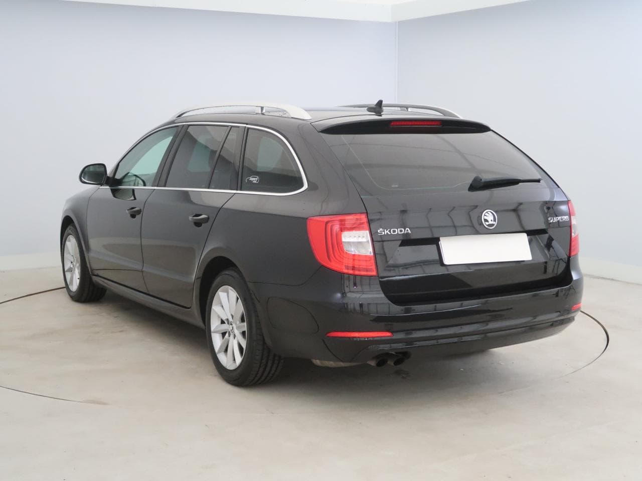 2013 Škoda SUPERB - 5