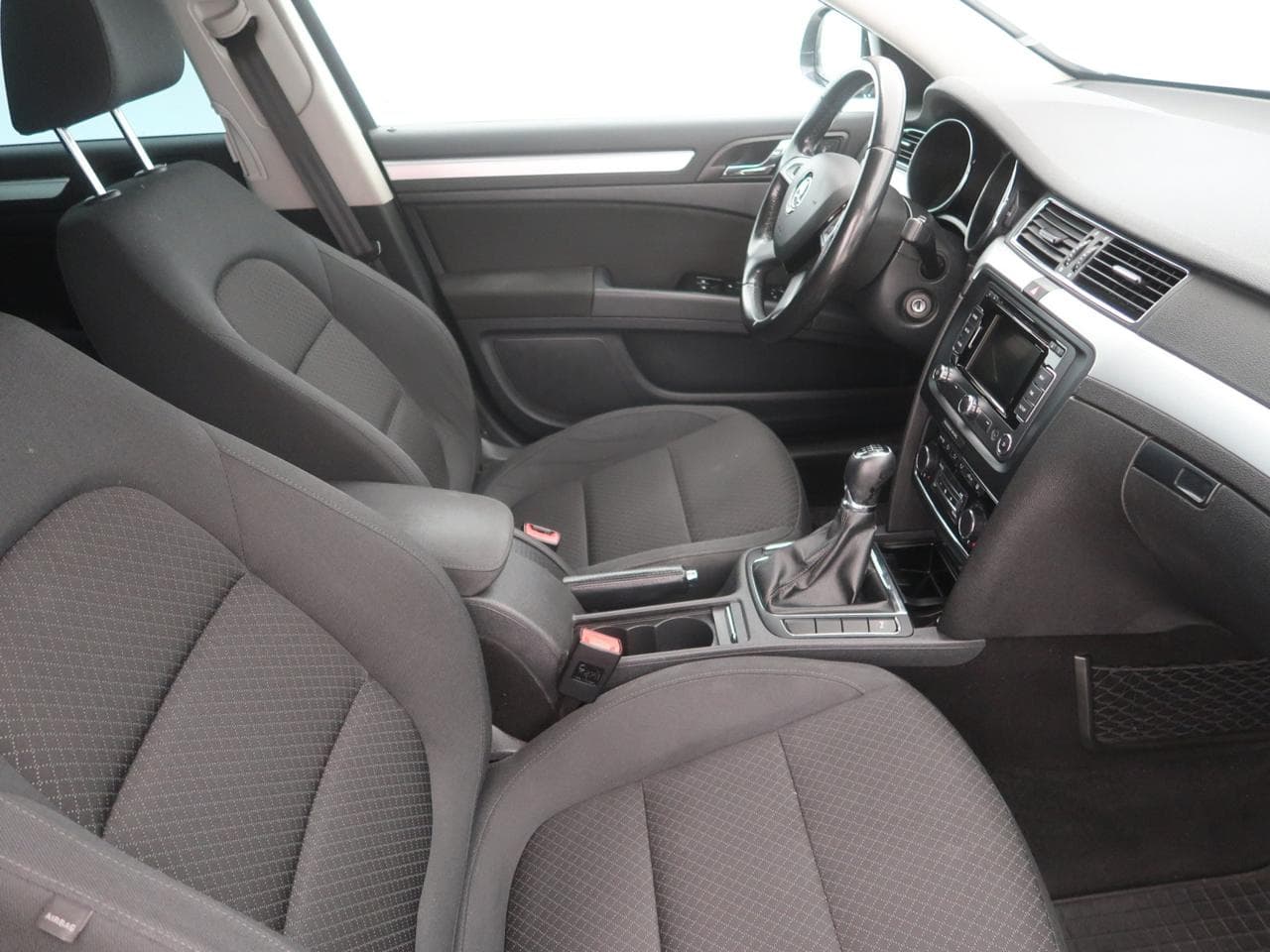 2013 Škoda SUPERB - 12