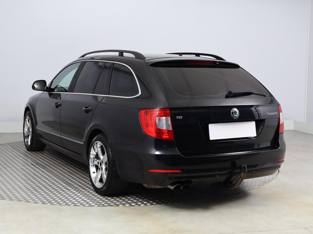 2011 Škoda SUPERB - 5